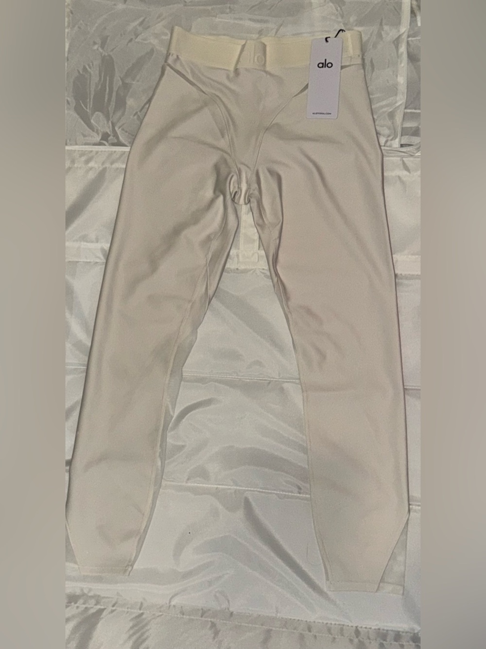 ALO Yoga Airlift High-Waist 7/8 Rebel Legging Ivory M New - Picture 4 of 6